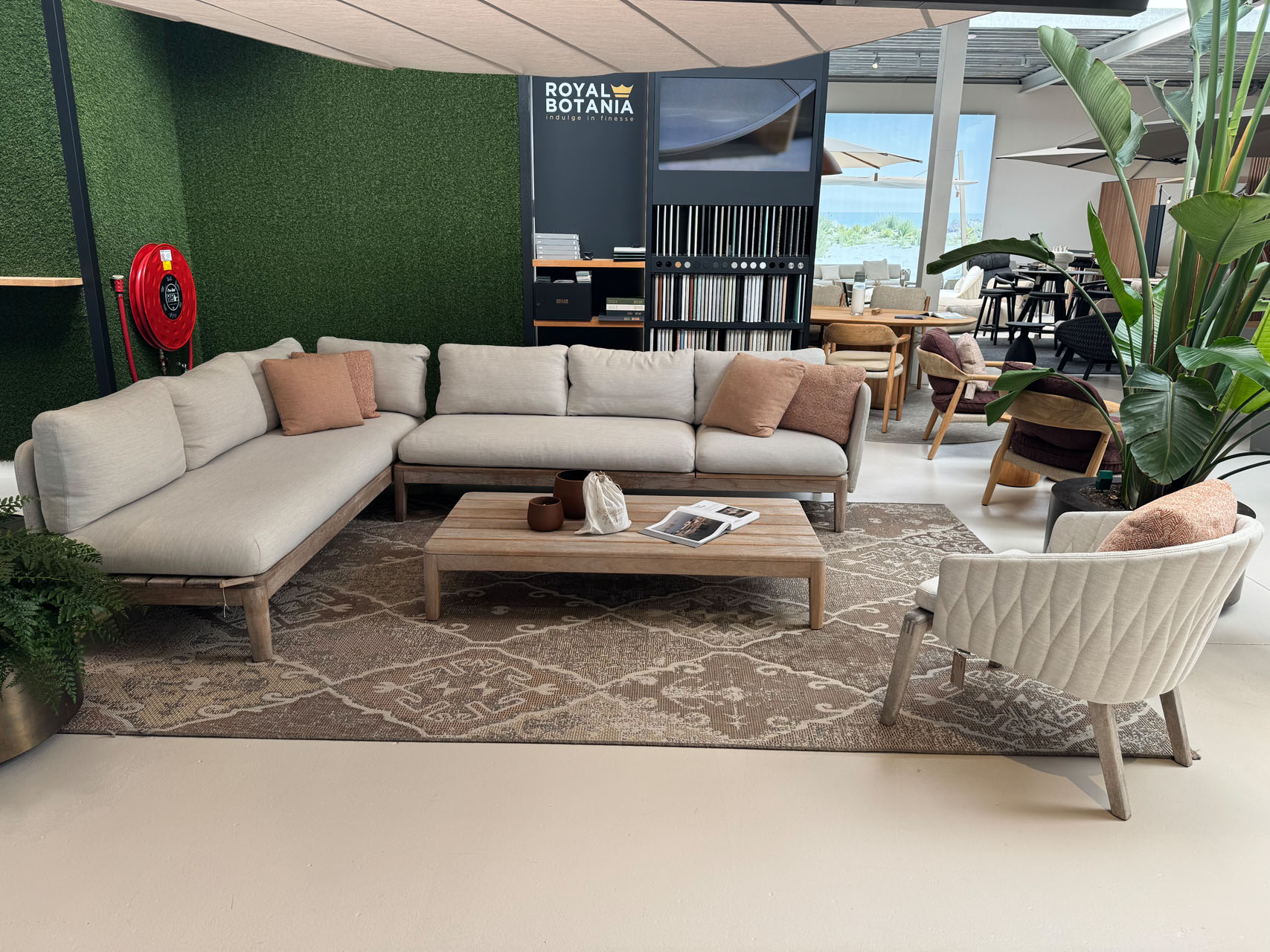 Jos de Groot Terrasadvies Royal Botania Calypso lounge 02